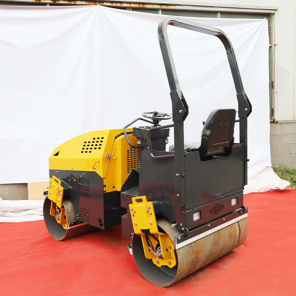 LX-3T Road Roller