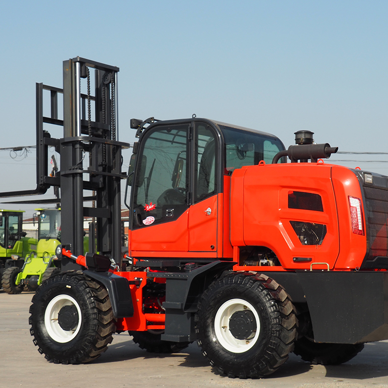 T35A short articulated off-road forklift