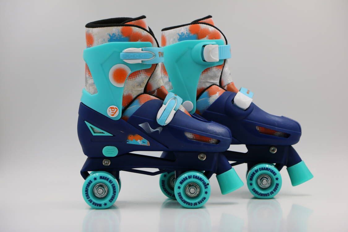 501 Double Button Quad Roller Skate