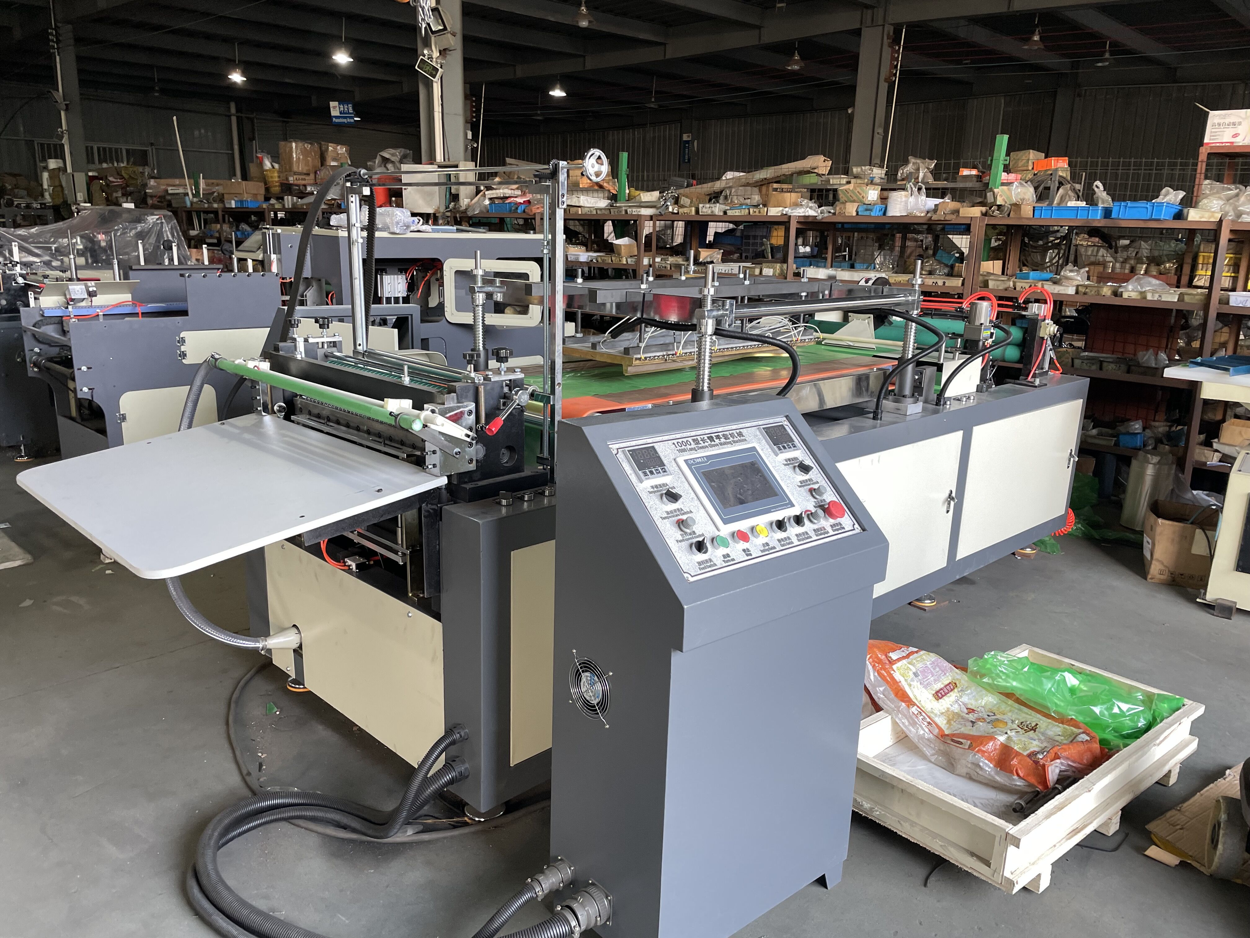 Plastic Disposable Long Arm Glove Making Machine
