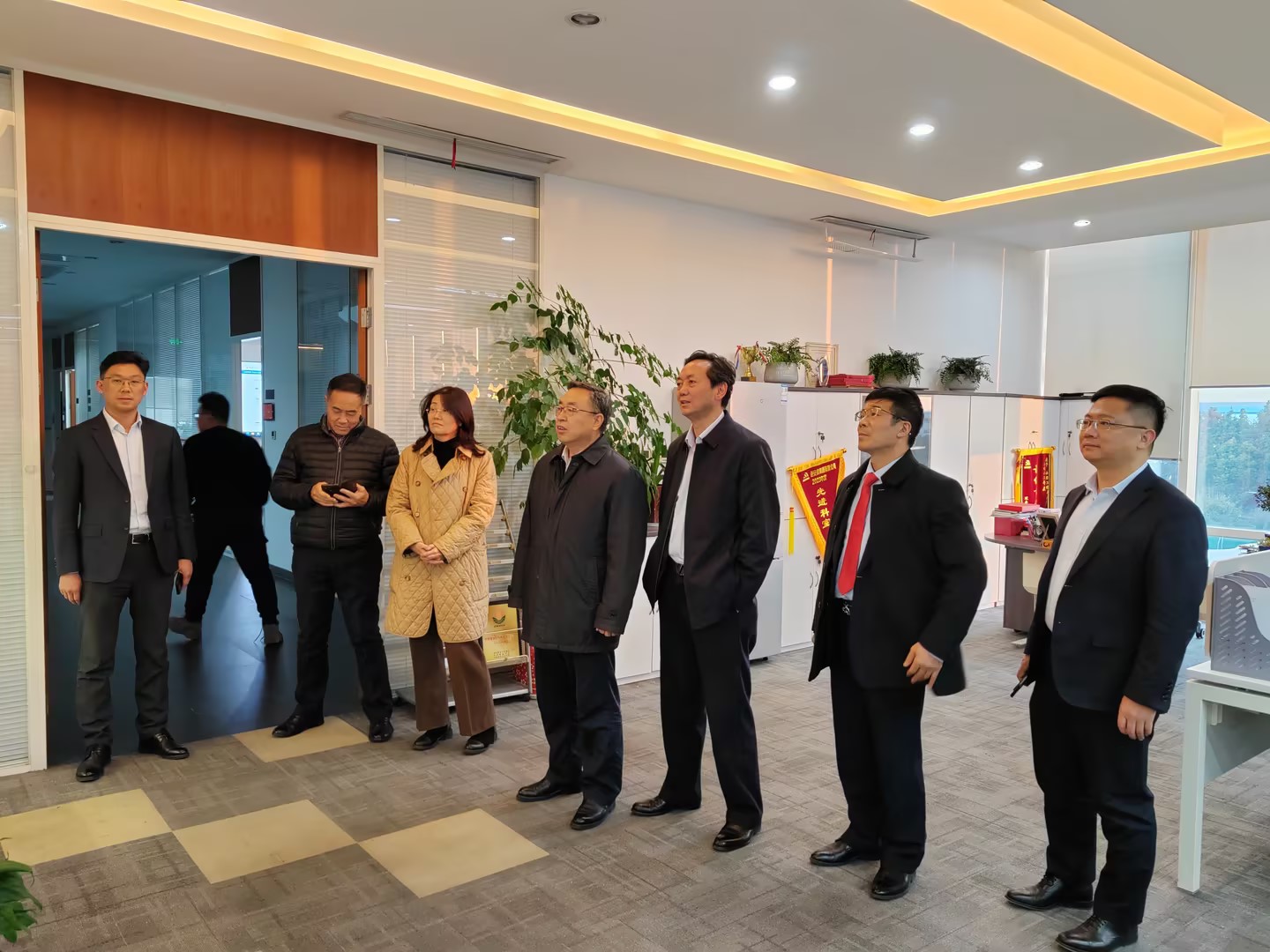 Lu Jingbo, Presidente de la Asociación China de Cereales y Aceites, y su delegación visitaron Myande con fines de investigación y orientación
