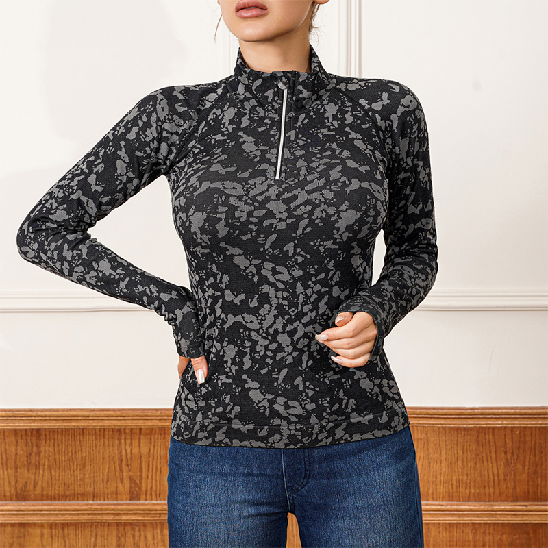 Zipper Sleeves A manufacturer, company Zhejiang Lianhe Qihua Knitting Co., Ltd.