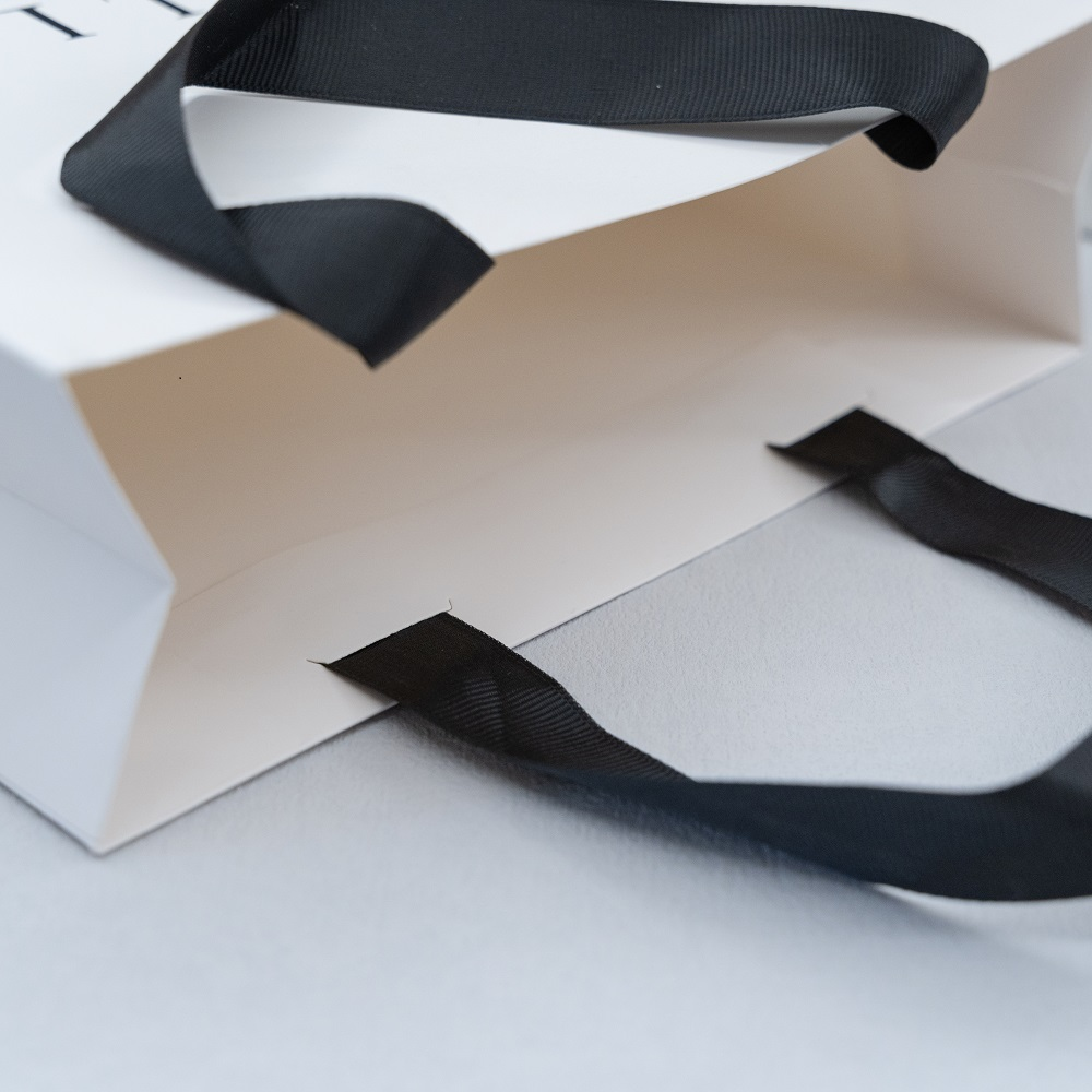 Large Recyclable Paper Bags For Pillow Sheet - PA23R003