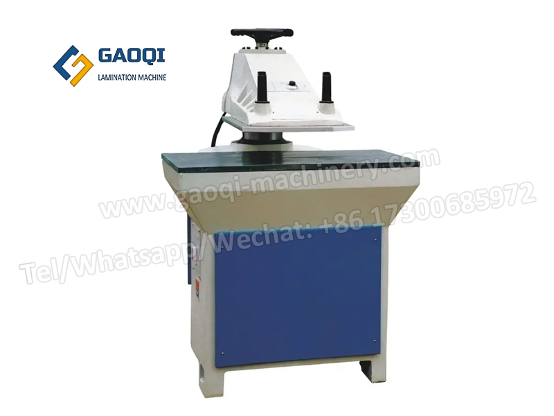 Hydraulic swing arm clicker press die cutting machine