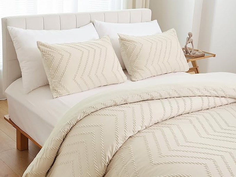 Buy Comforter manufacturer, company, supplier, builders, constructor