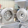 Sugar grinding machine
