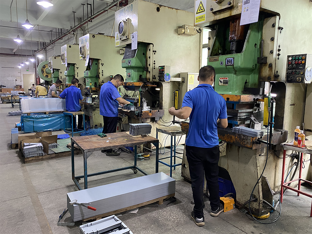 Custom Steel Fabrication Services
