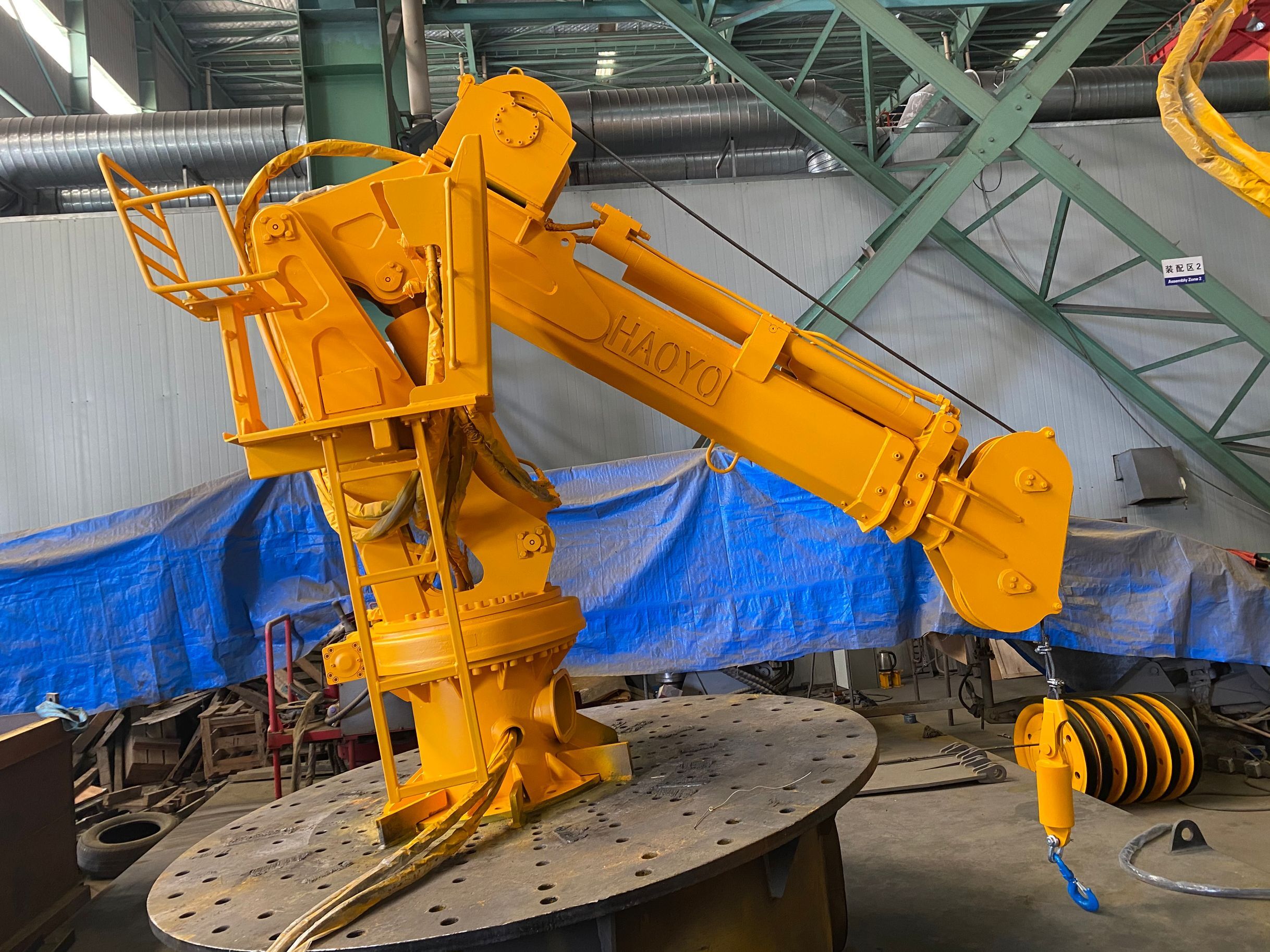 2T8M Telescopic Boom Marine Crane