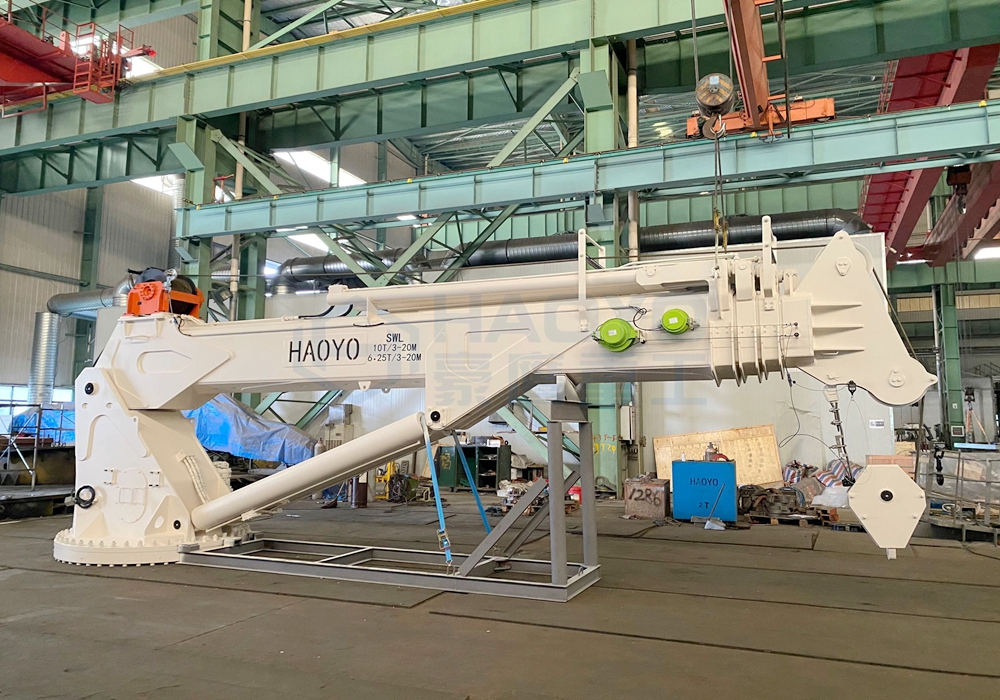 10T20M Telescopic Boom Marine Crane