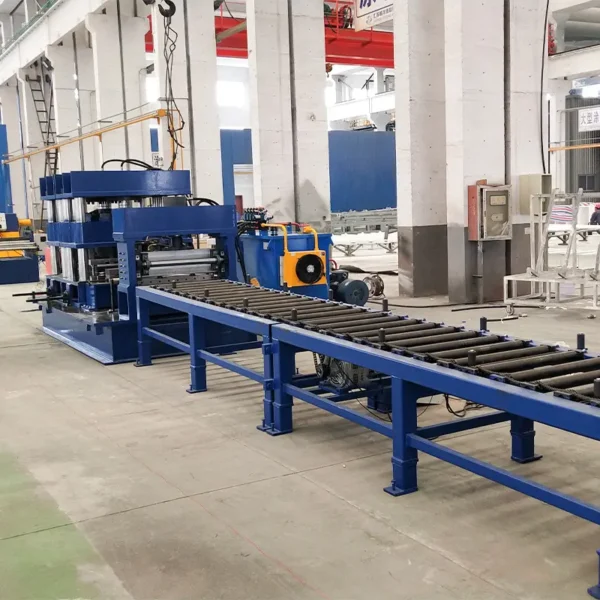 Máquina formadora de rollos de barandilla de carretera de 3 olas