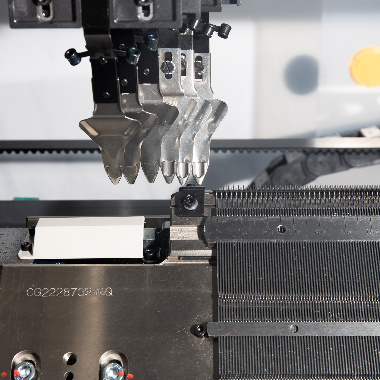 GS-CE340 Semi-Computerized Fully Jacquard Computerized Flat Polo T Shirt Collar Knitting Machine