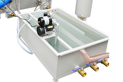 closed loop wet blasting cabinet