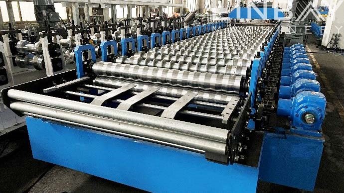 Acanaladora de panel de techo trapezoidal 40/250