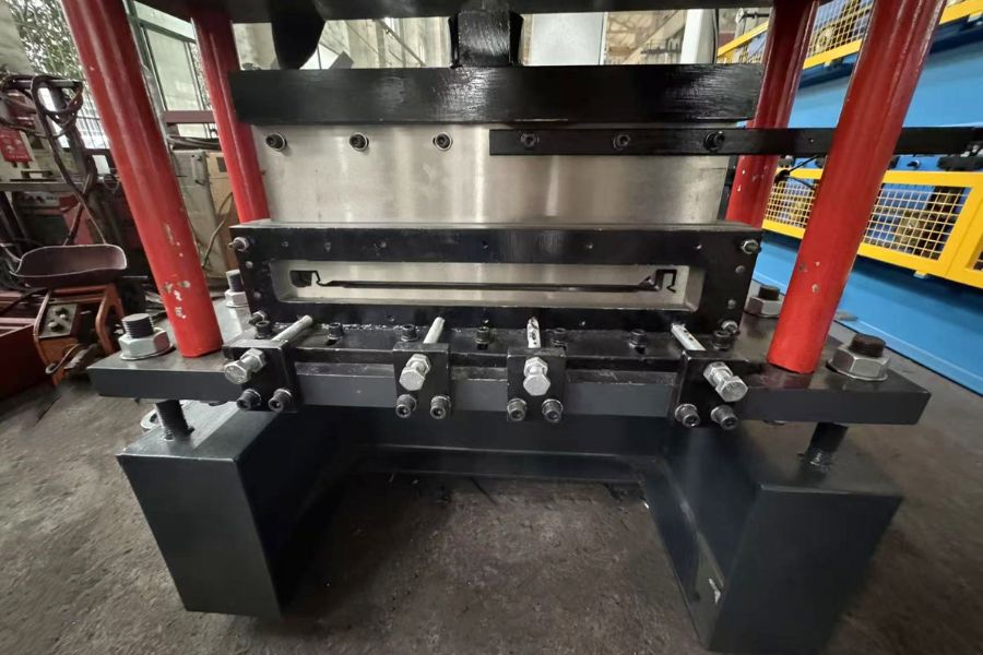 Lock Roll Machine 500mm Coverage Snap Lock Roll Forming Machine manufacturer, company ...