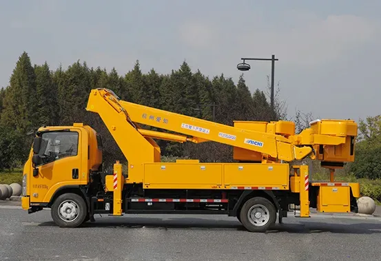 4x2-15m-Insulated Bucket Truck