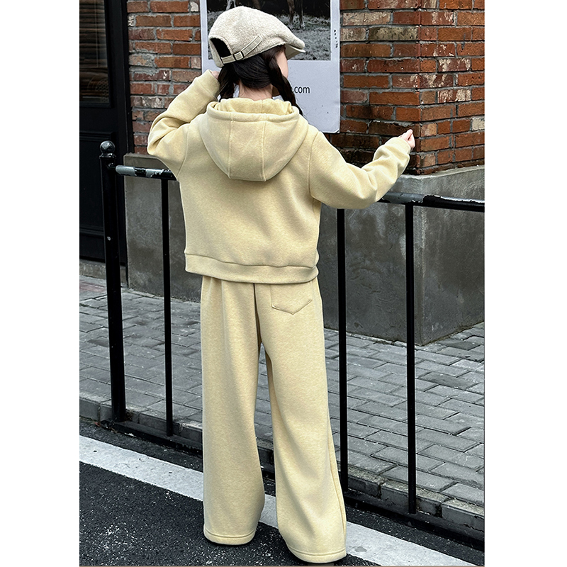 Modische Mädchen Freizeitanzug