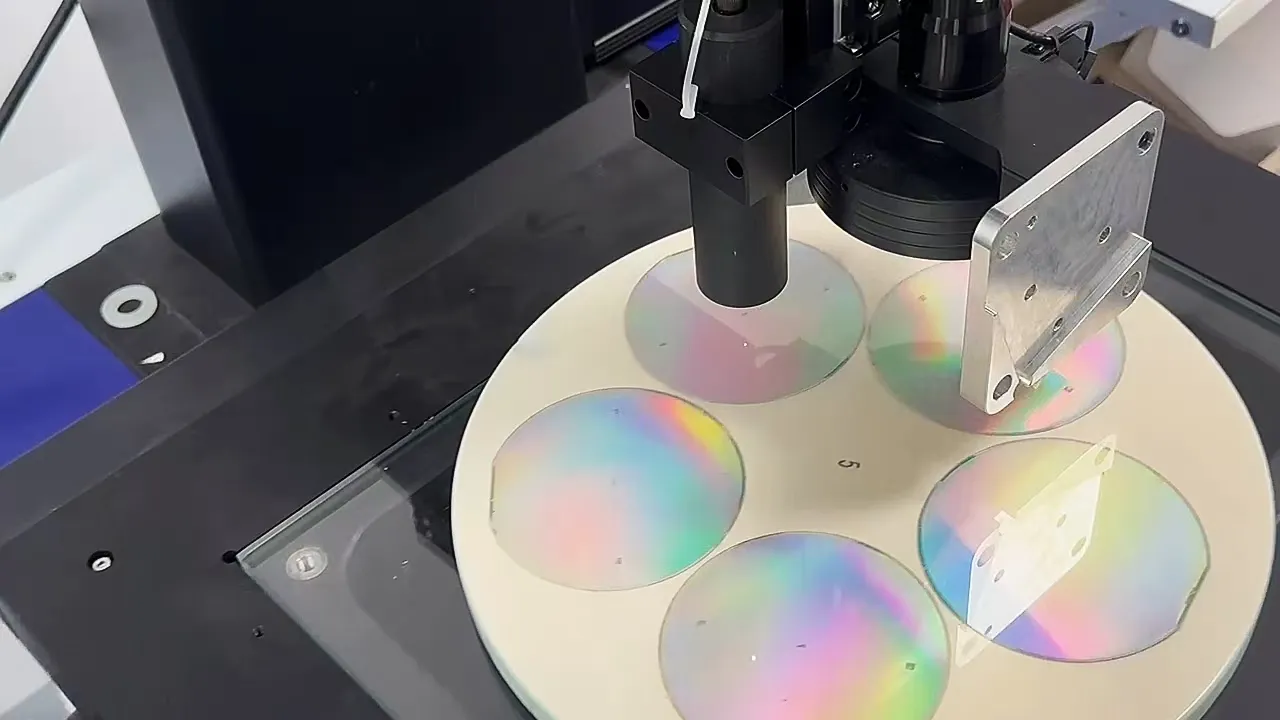 TronSight TS-C series chromatic confocal displacement sensor measuring wafer flatness