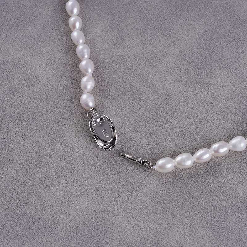 ราคาขายส่งสร้อยไข่มุก S925 สเตอริงซิลเวอร์ clasp สร้อยไข่มุกน้ำจืดสุดหรูสำหรับเครื่องประดับผู้หญิง