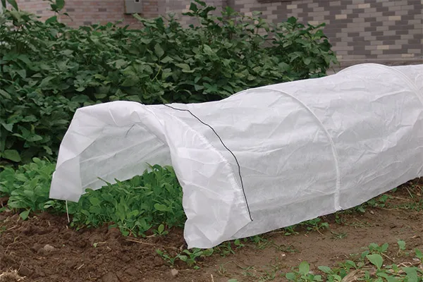 Non-Woven Fleece Tunnel