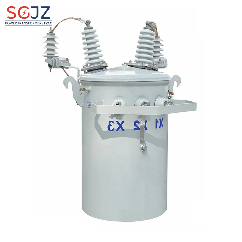 محول أحادي الطور مركب على عمود