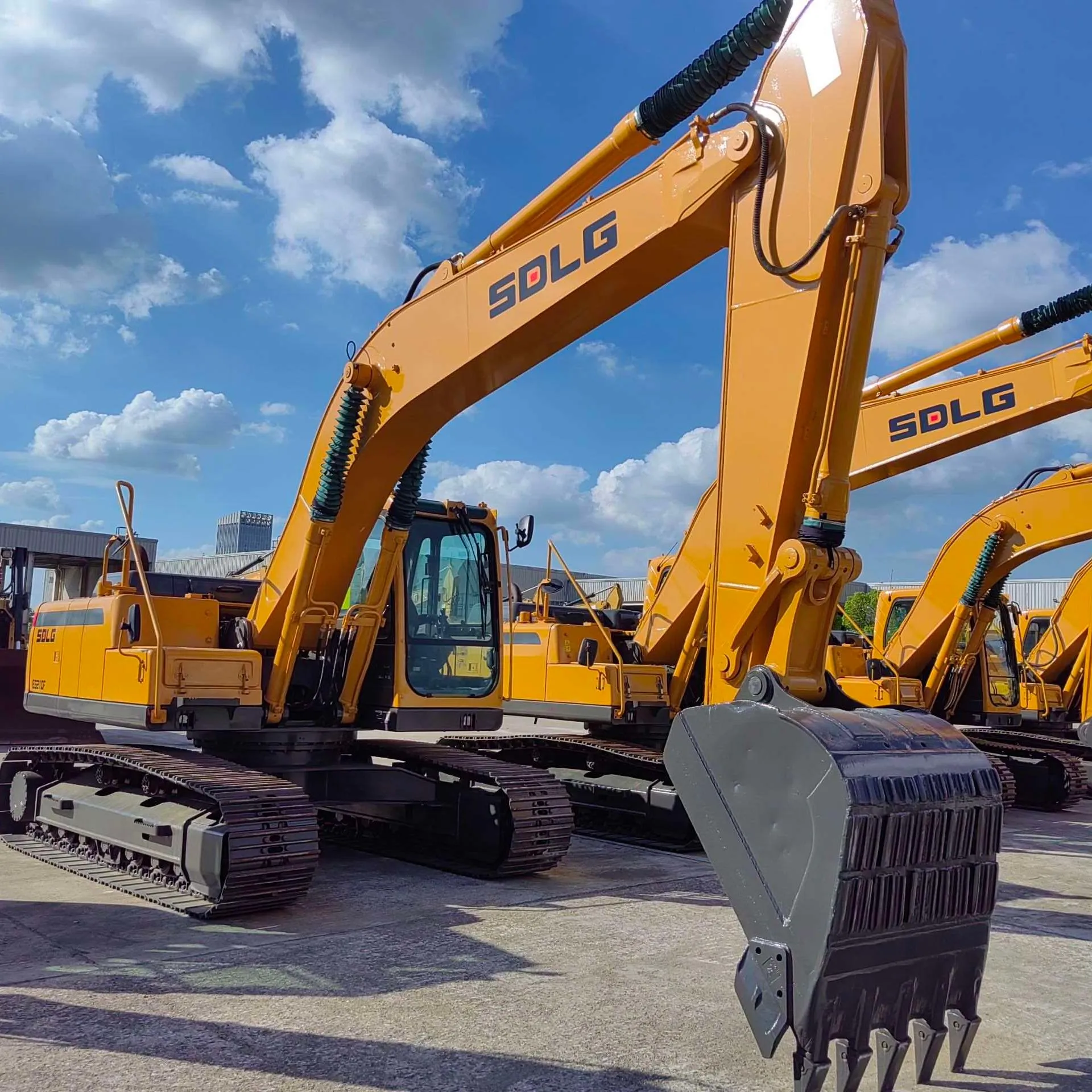 SDLG 5500 HORAS E6210F EXCAVADORA