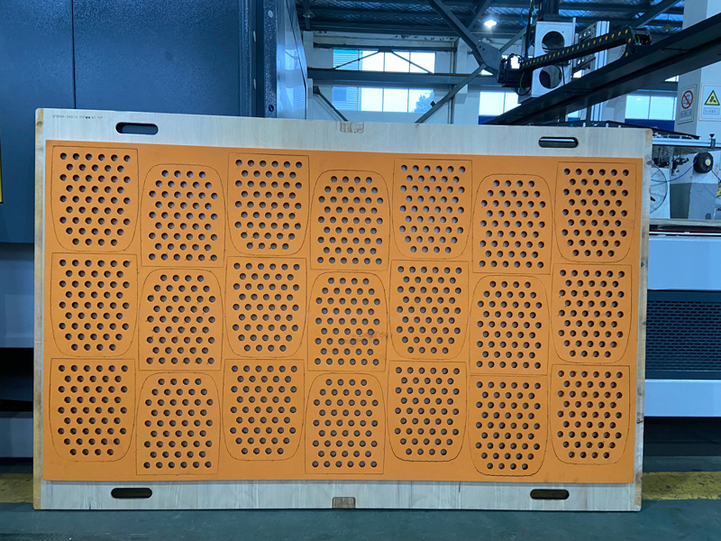 Automatic Conveyor Beam Press for Car Headrest