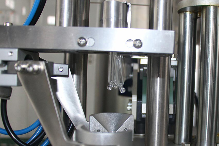 Automatic Tincture Oil Filling Capping Monoblocks