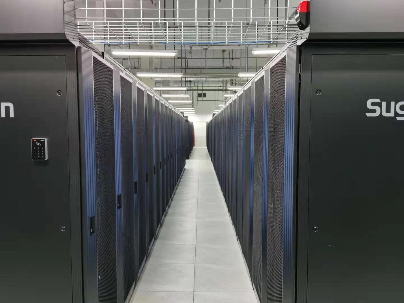 AC array cabinet at a supercomputing center in Jiangsu