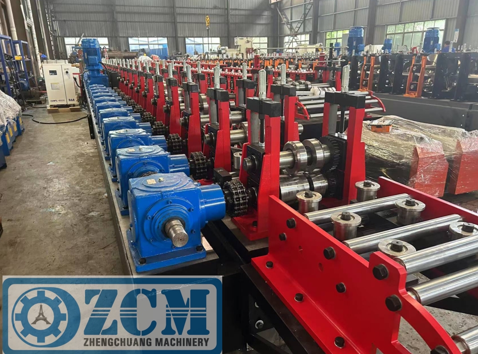 Rectangular pipe roll forming machine