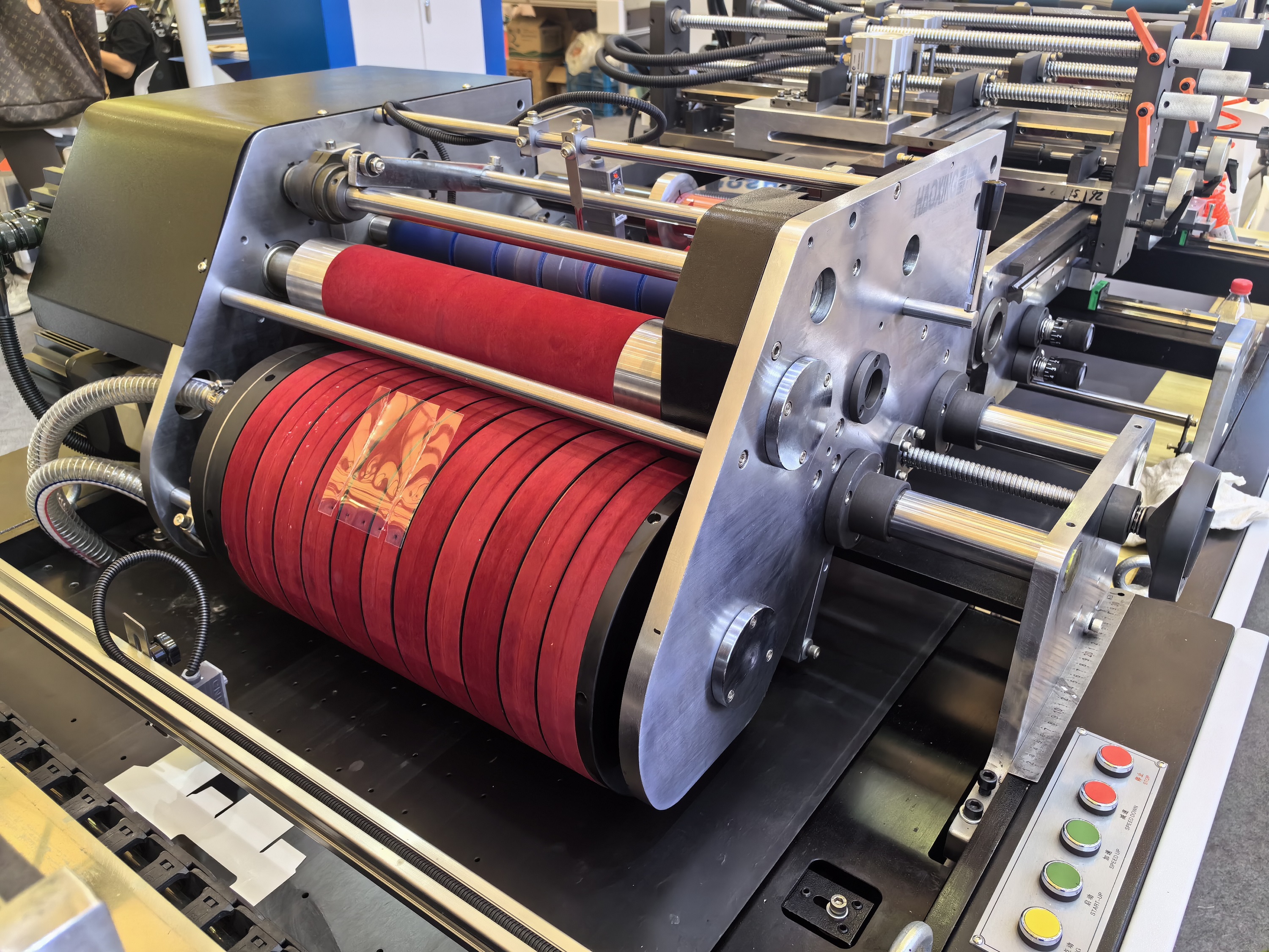 TC-880A Fully Automatic Window Patching Machine with Punching and Creasing