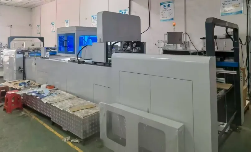 TCPP-1200 Fully Automatic Gift Box Window Patching Machine